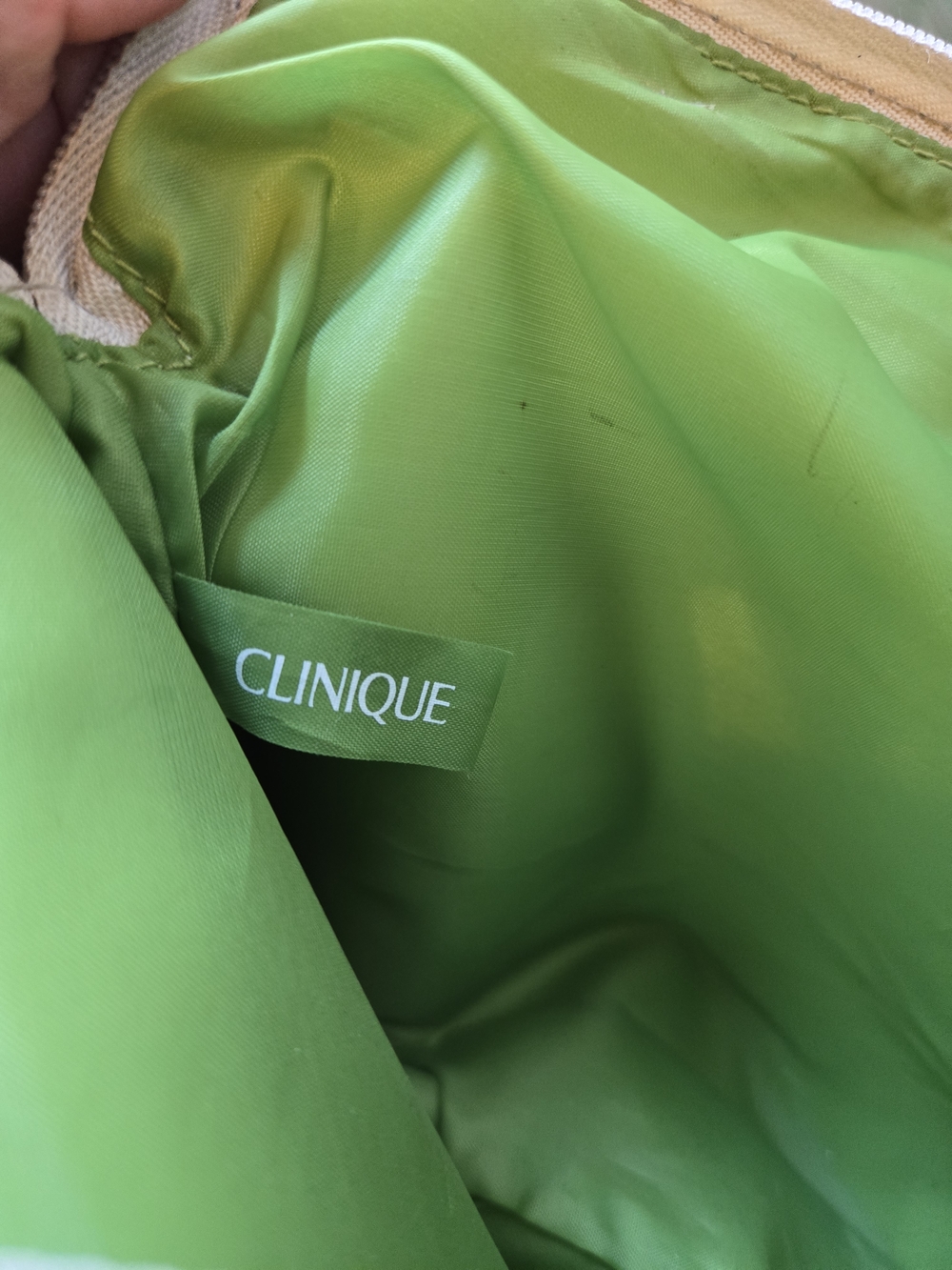 Clinique Green Lined Cosmetic Bag - Picture 2 of 8